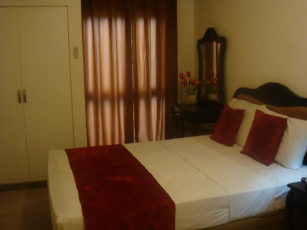 Aparthotel Bel-Air Soho Suites Makati City