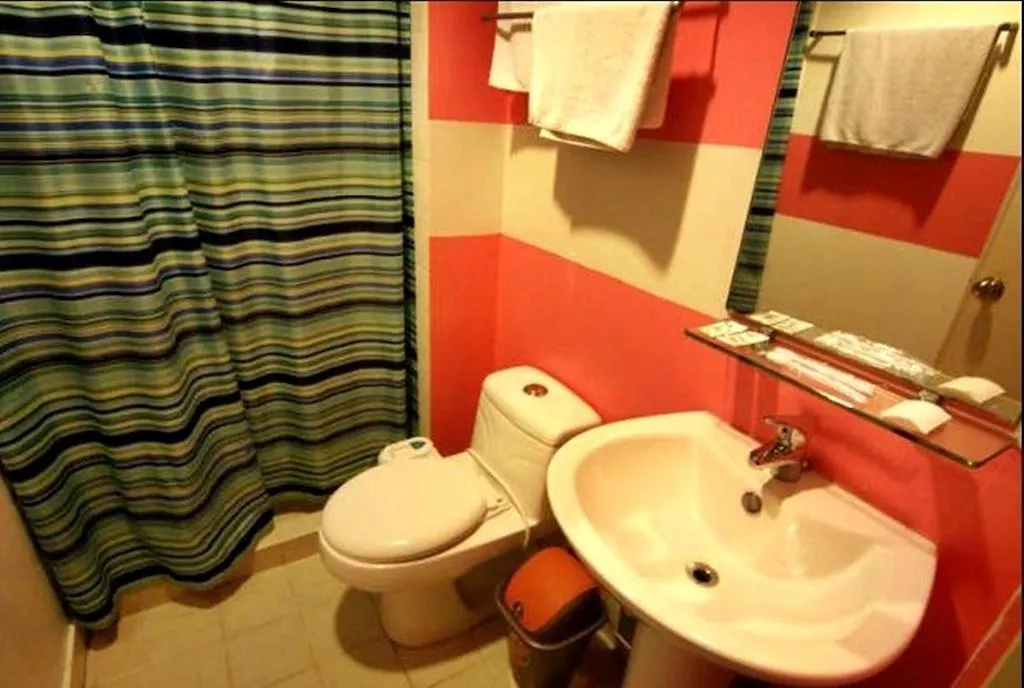 Bel-Air Soho Suites Makati City Aparthotel