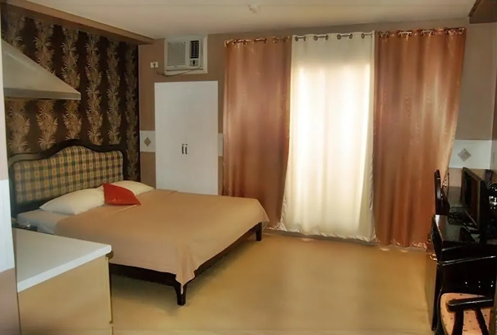 Bel-Air Soho Suites Makati City 2*,